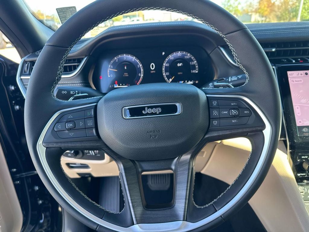 2025 Jeep Grand Cherokee GRAND CHEROKEE LIMITED 4X2