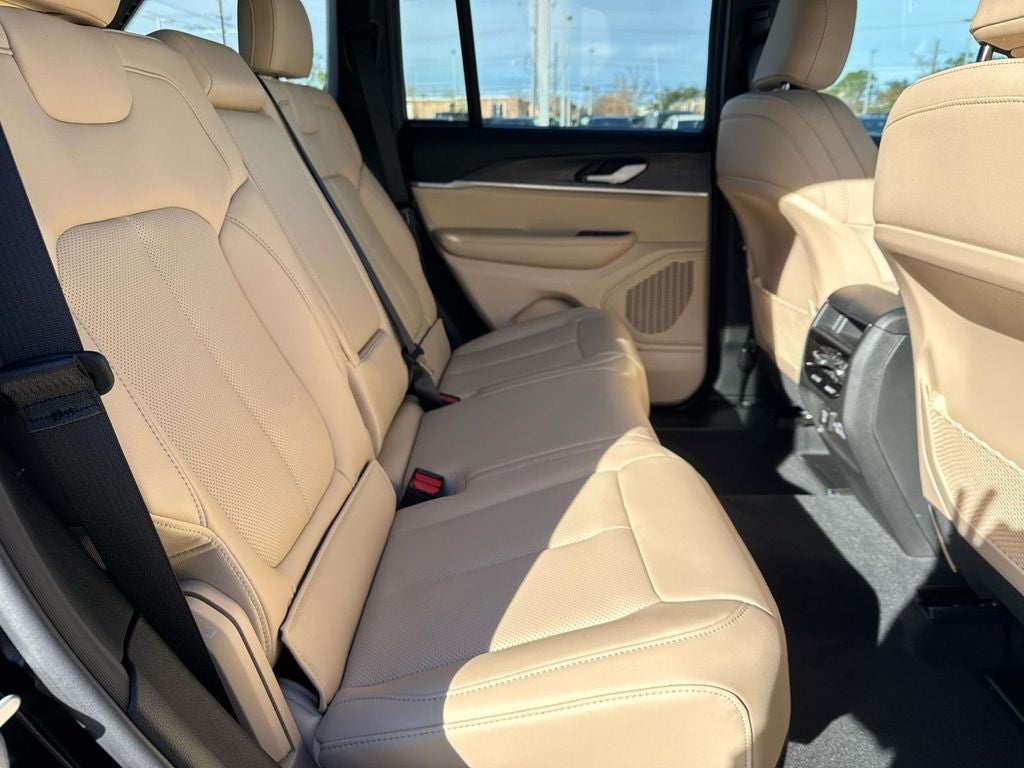 2025 Jeep Grand Cherokee GRAND CHEROKEE LIMITED 4X2