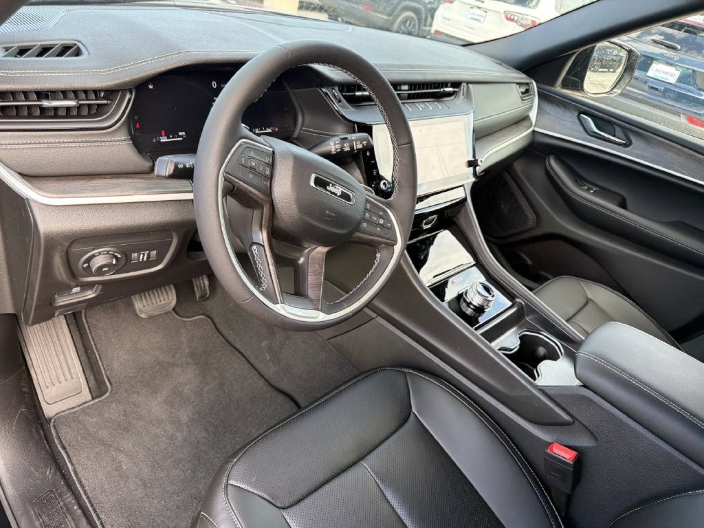 2027 Jeep Grand Cherokee Limited