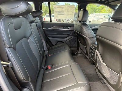 2027 Jeep Grand Cherokee Limited