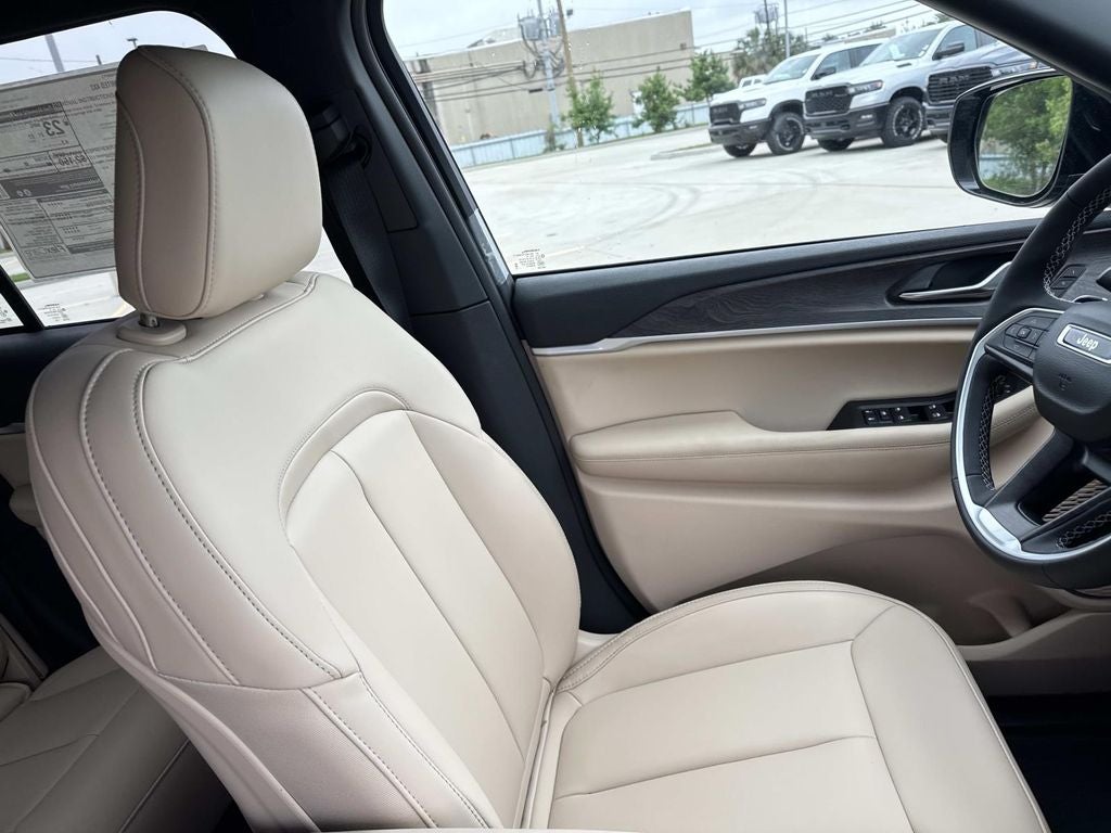 2026 Jeep Grand Cherokee GRAND CHEROKEE LIMITED 4X2
