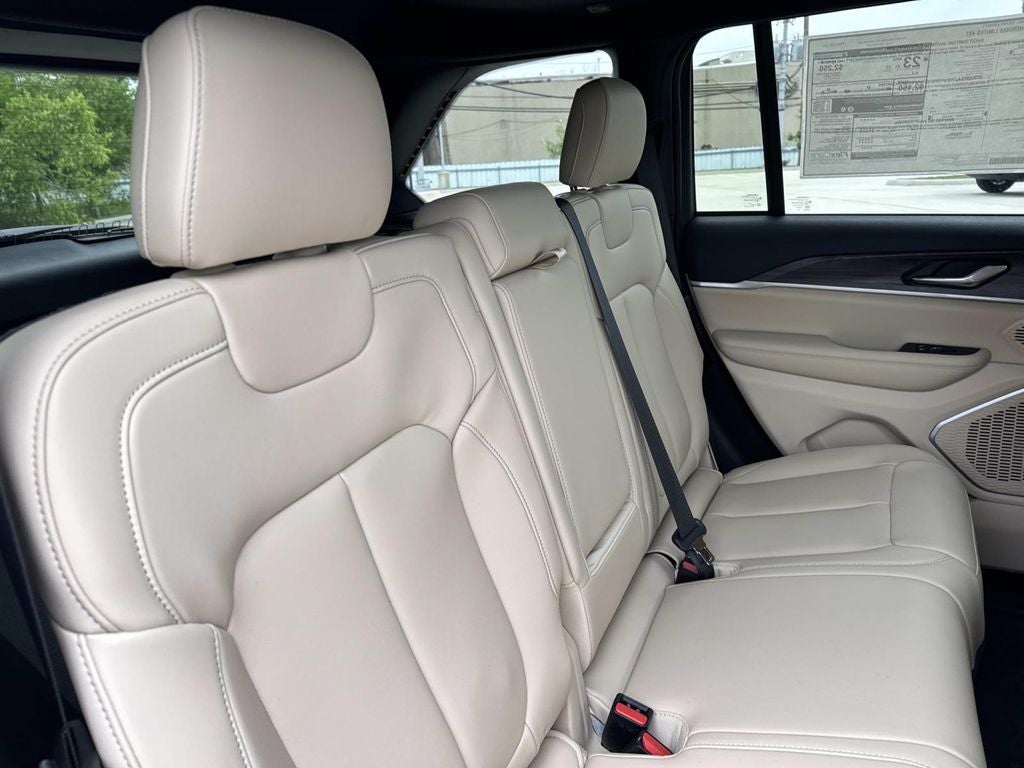 2026 Jeep Grand Cherokee GRAND CHEROKEE LIMITED 4X2