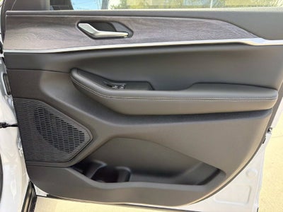 2027 Jeep Grand Cherokee Limited