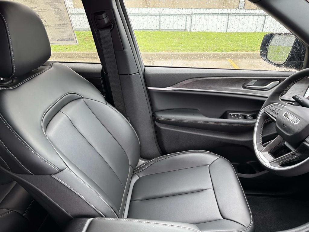 2026 Jeep Grand Cherokee GRAND CHEROKEE LIMITED 4X2