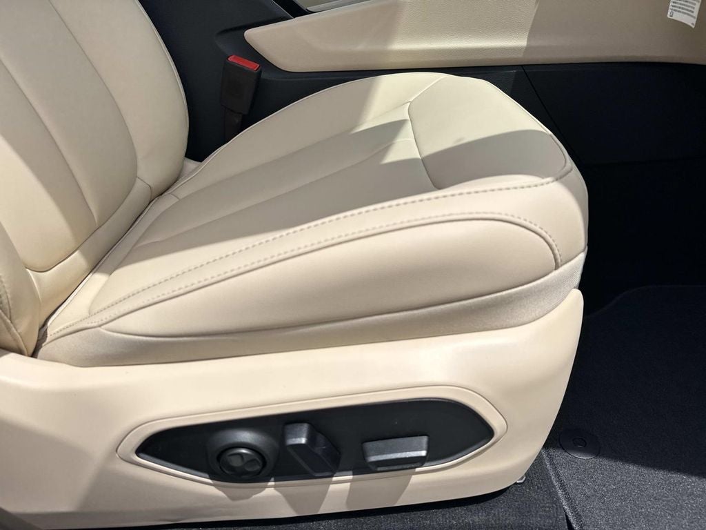 2026 Jeep Grand Cherokee GRAND CHEROKEE LIMITED 4X2