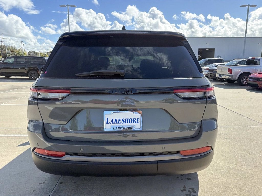 2027 Jeep Grand Cherokee Limited