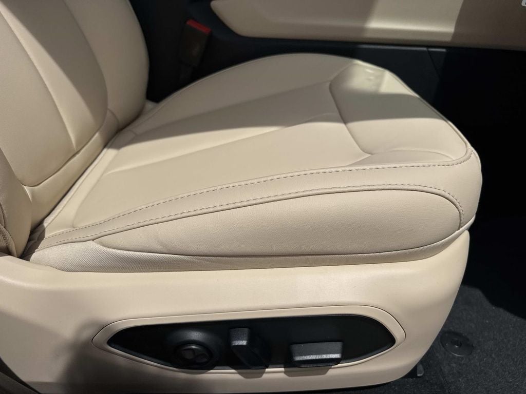 2026 Jeep Grand Cherokee GRAND CHEROKEE LIMITED 4X2