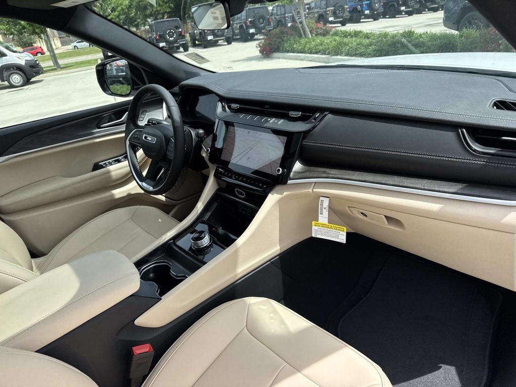 2026 Jeep Grand Cherokee GRAND CHEROKEE LIMITED 4X2