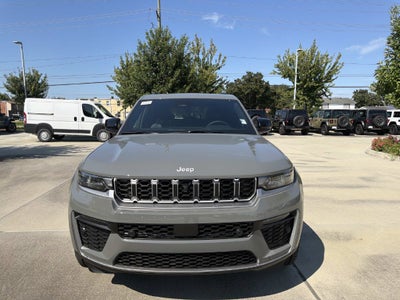 2027 Jeep Grand Cherokee Limited