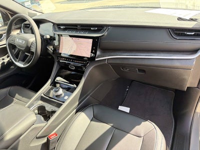 2027 Jeep Grand Cherokee Limited