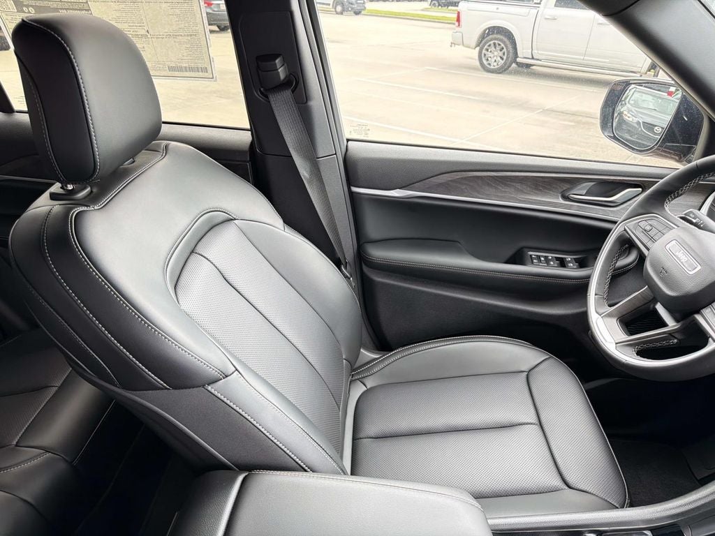 2026 Jeep Grand Cherokee GRAND CHEROKEE LIMITED 4X2