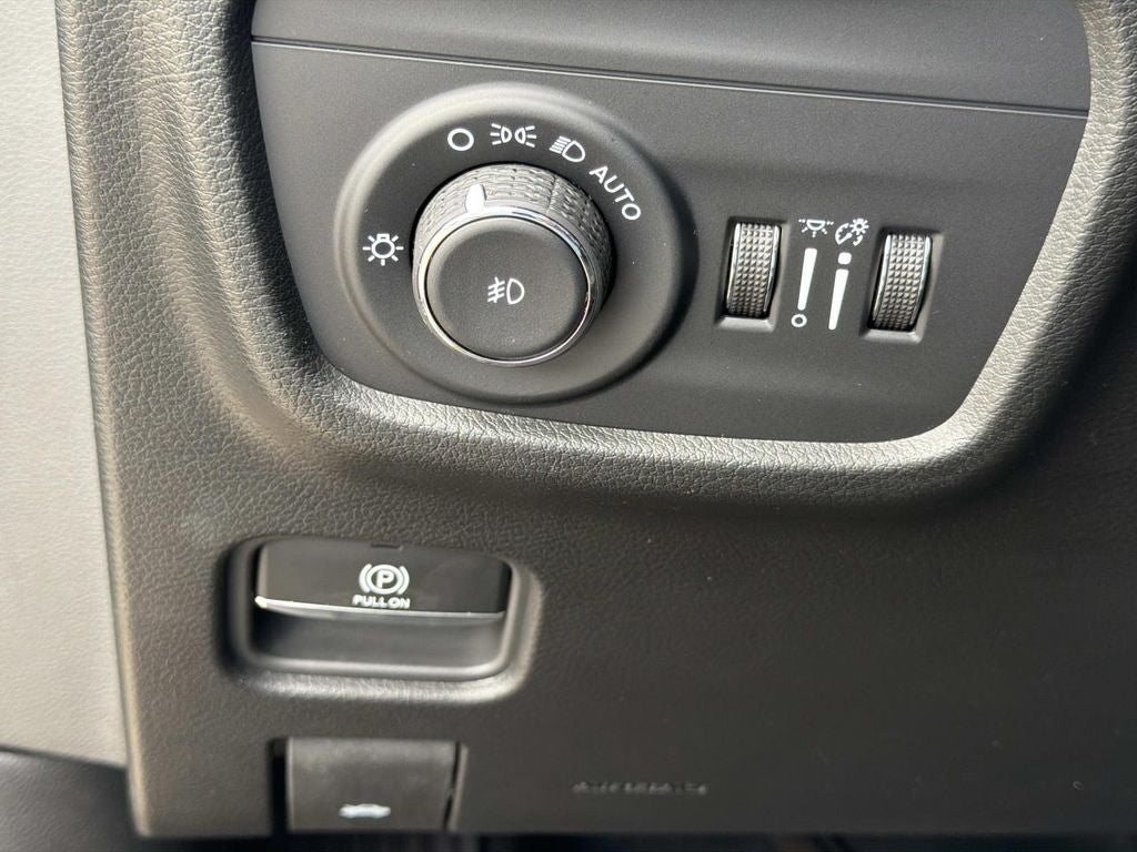 2026 Jeep Grand Cherokee GRAND CHEROKEE LIMITED 4X2