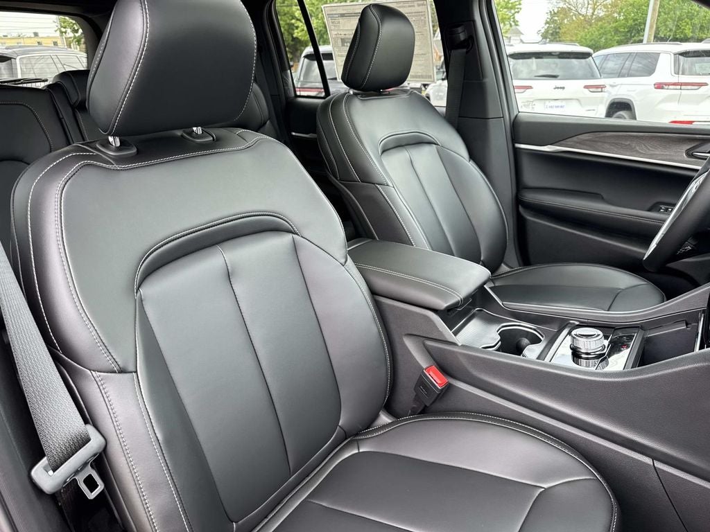 2026 Jeep Grand Cherokee GRAND CHEROKEE LIMITED 4X2