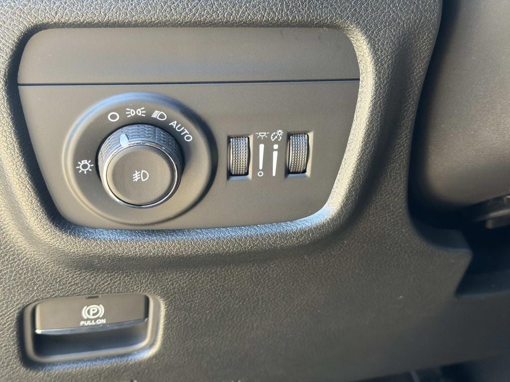 2026 Jeep Grand Cherokee GRAND CHEROKEE LIMITED 4X2