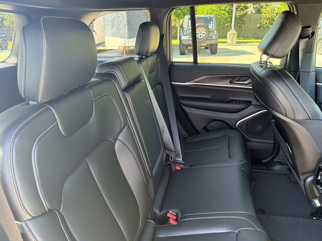 2026 Jeep Grand Cherokee GRAND CHEROKEE LIMITED 4X2