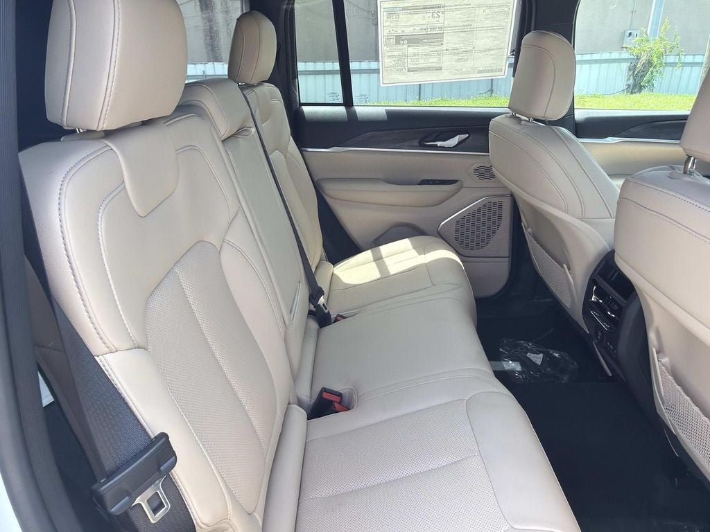 2026 Jeep Grand Cherokee GRAND CHEROKEE LIMITED 4X2