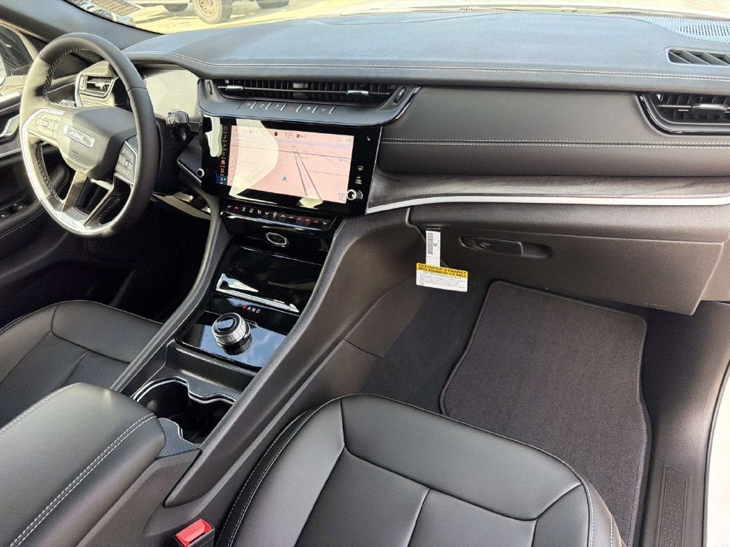 2027 Jeep Grand Cherokee Limited