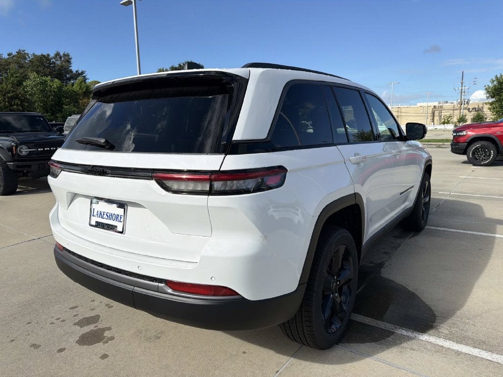 2027 Jeep Grand Cherokee Limited