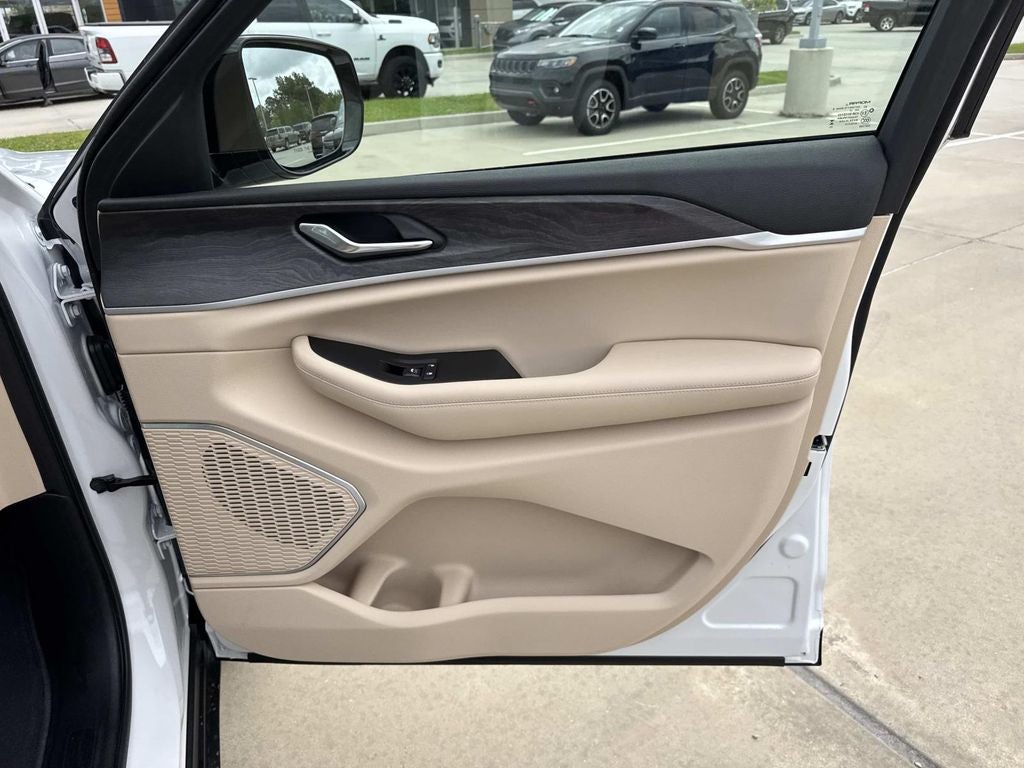 2026 Jeep Grand Cherokee GRAND CHEROKEE LIMITED 4X2