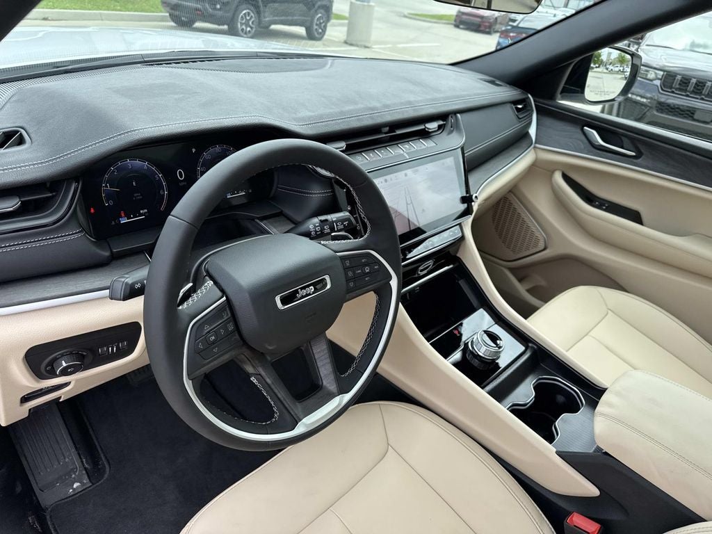 2026 Jeep Grand Cherokee GRAND CHEROKEE LIMITED 4X2