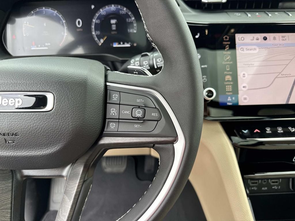 2026 Jeep Grand Cherokee GRAND CHEROKEE LIMITED 4X2