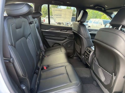 2027 Jeep Grand Cherokee Limited