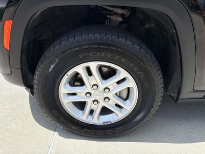 2025 Jeep Grand Cherokee Laredo 4x4