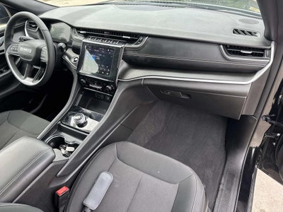 2025 Jeep Grand Cherokee Laredo X 4x4