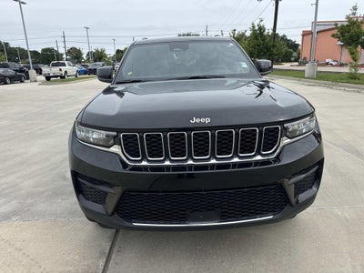 2025 Jeep Grand Cherokee Laredo X 4x4