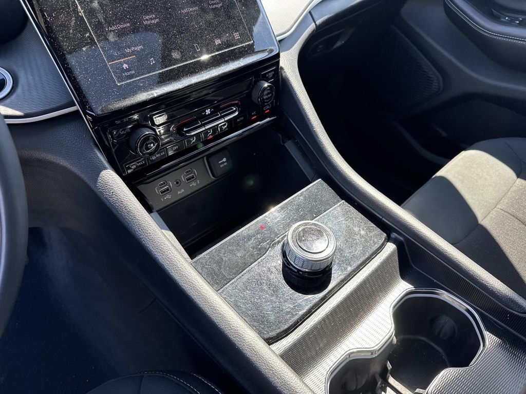 2024 Jeep Grand Cherokee Laredo X 4x4