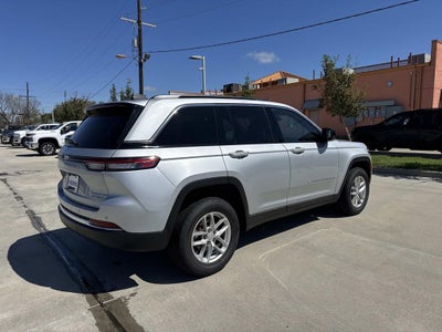 2024 Jeep Grand Cherokee Laredo X 4x4