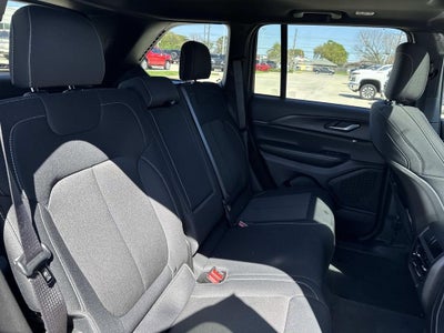 2024 Jeep Grand Cherokee Laredo X 4x4