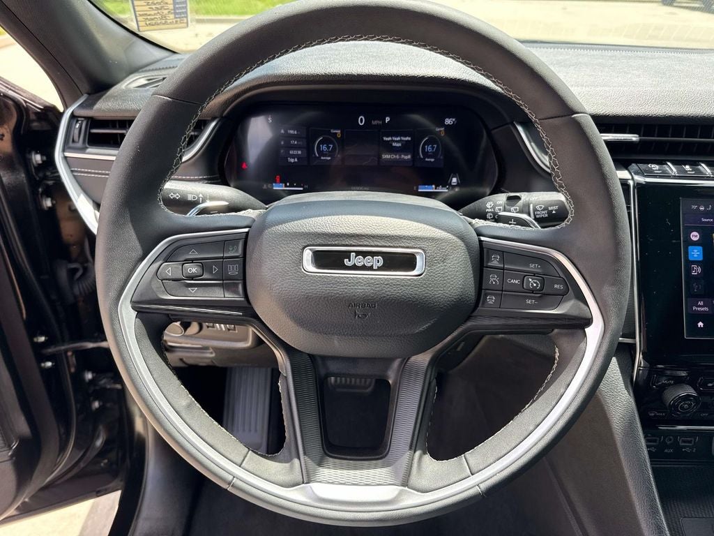 2025 Jeep Grand Cherokee Laredo X 4x4