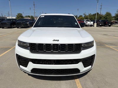 2027 Jeep Grand Cherokee Limited Reserve