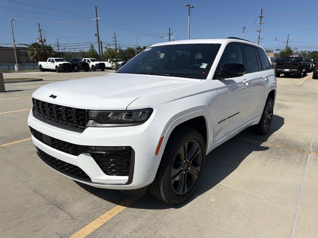 2027 Jeep Grand Cherokee Limited Reserve