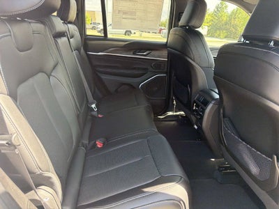 2027 Jeep Grand Cherokee Limited Reserve