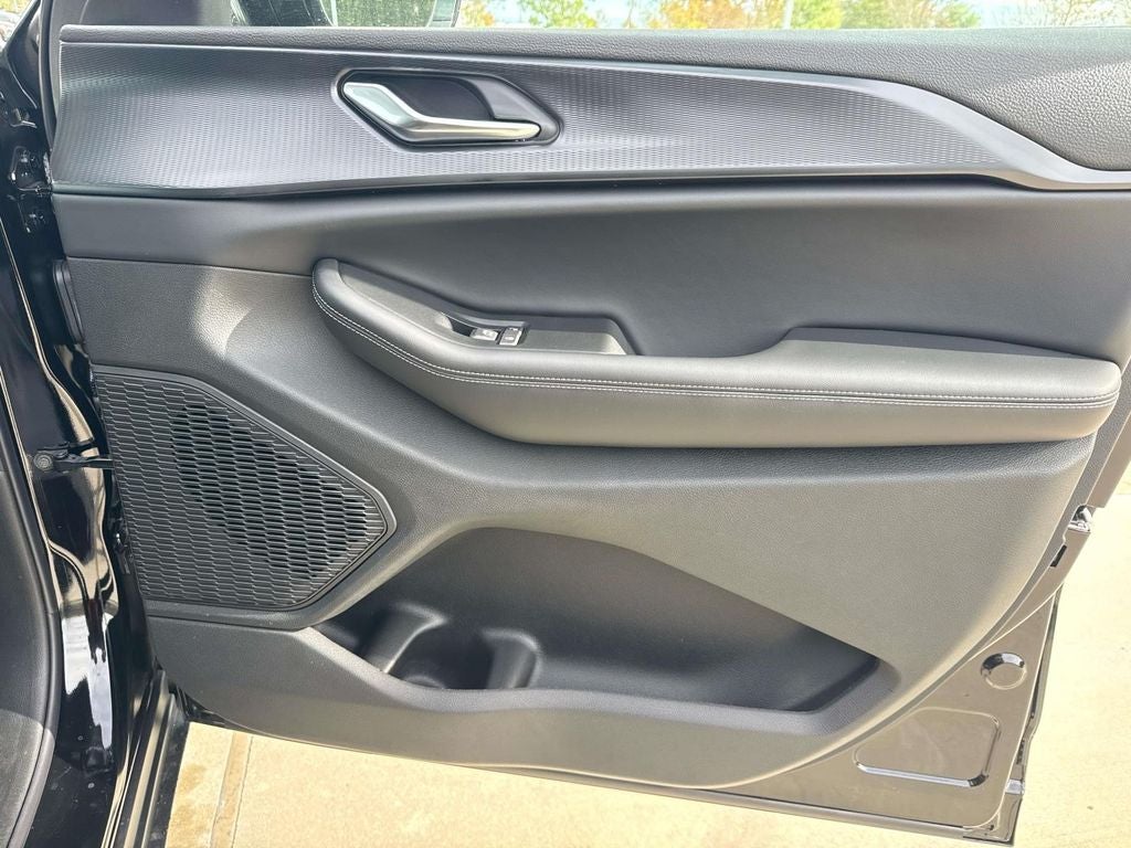 2025 Jeep Grand Cherokee GRAND CHEROKEE L ALTITUDE X 4X2