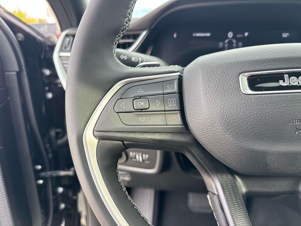 2025 Jeep Grand Cherokee GRAND CHEROKEE L ALTITUDE X 4X2