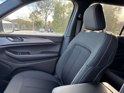 2025 Jeep Grand Cherokee GRAND CHEROKEE L LAREDO 4X2