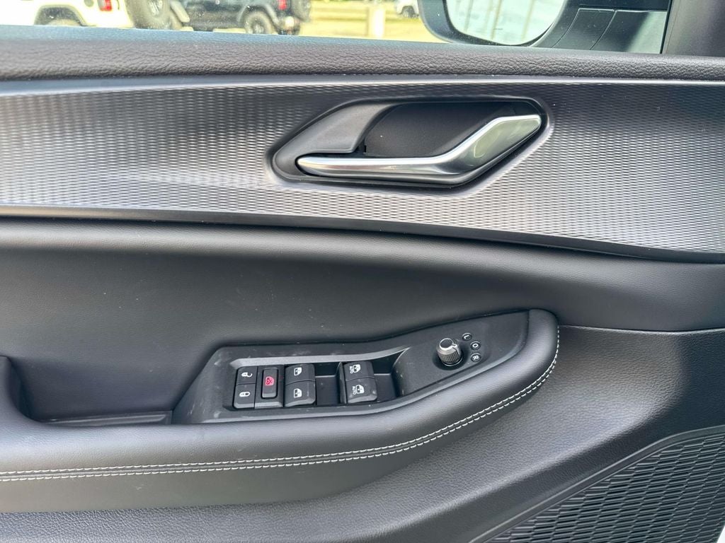 2025 Jeep Grand Cherokee GRAND CHEROKEE L LAREDO 4X2