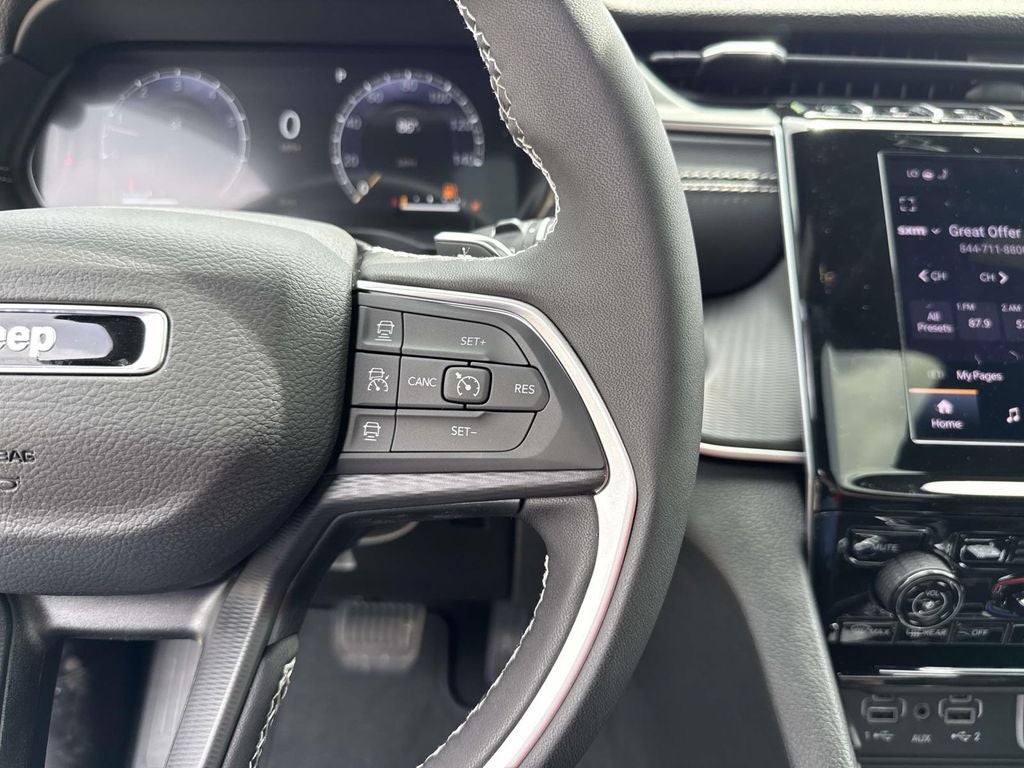 2026 Jeep Grand Cherokee GRAND CHEROKEE L LAREDO X 4X2