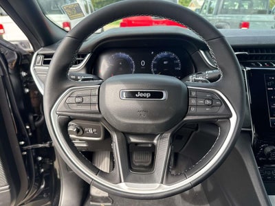 2025 Jeep Grand Cherokee GRAND CHEROKEE L LAREDO 4X2