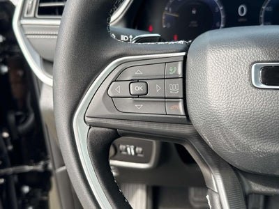 2025 Jeep Grand Cherokee GRAND CHEROKEE L LAREDO 4X2