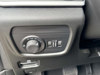 2025 Jeep Grand Cherokee GRAND CHEROKEE L LAREDO 4X2