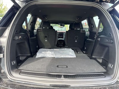 2025 Jeep Grand Cherokee GRAND CHEROKEE L LAREDO 4X2