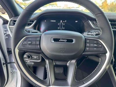 2025 Jeep Grand Cherokee GRAND CHEROKEE L LAREDO 4X2