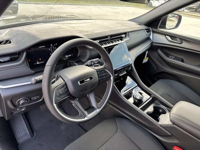 2025 Jeep Grand Cherokee GRAND CHEROKEE L LAREDO 4X2