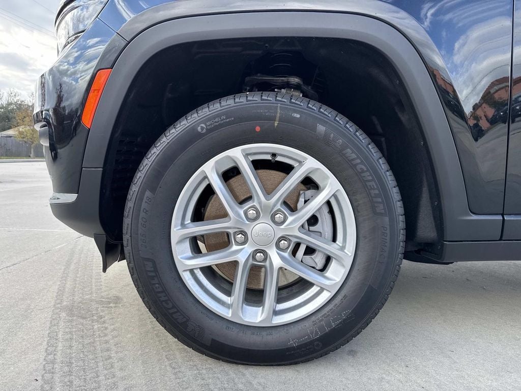 2025 Jeep Grand Cherokee GRAND CHEROKEE L LAREDO 4X2