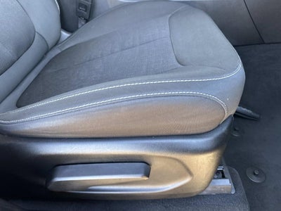 2023 Jeep Grand Cherokee L Laredo 4x2