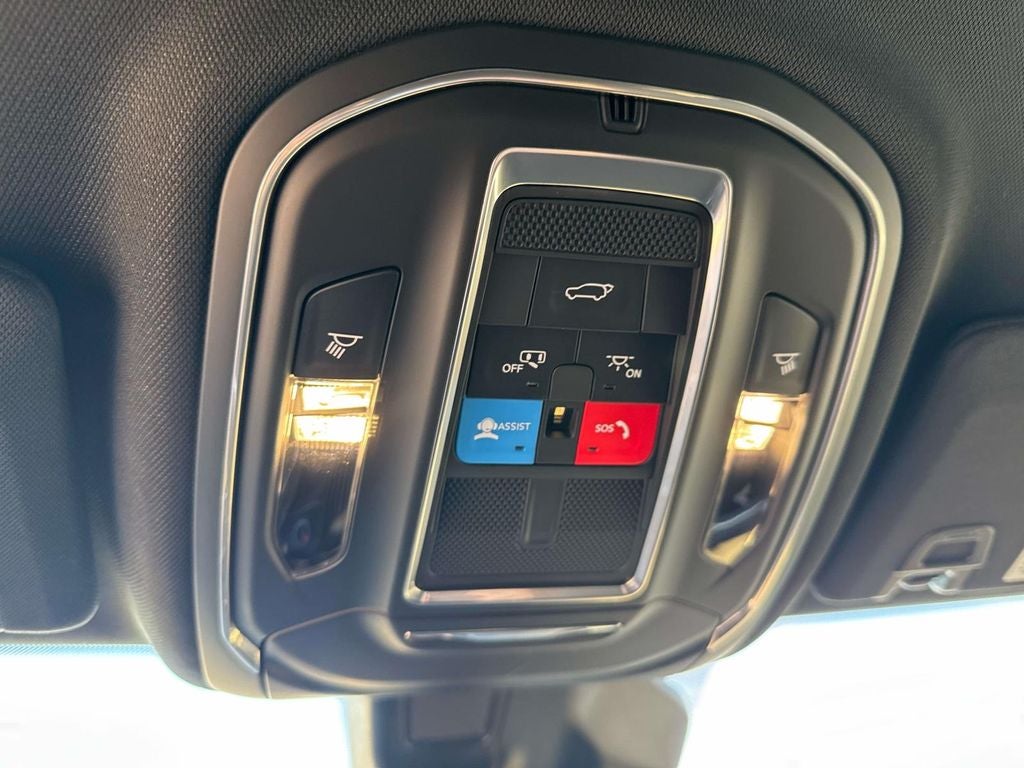 2025 Jeep Grand Cherokee GRAND CHEROKEE L LAREDO 4X2